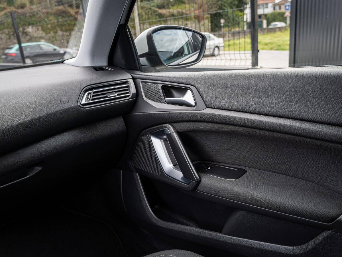 peugeot-308-2014-diesel-1560cc