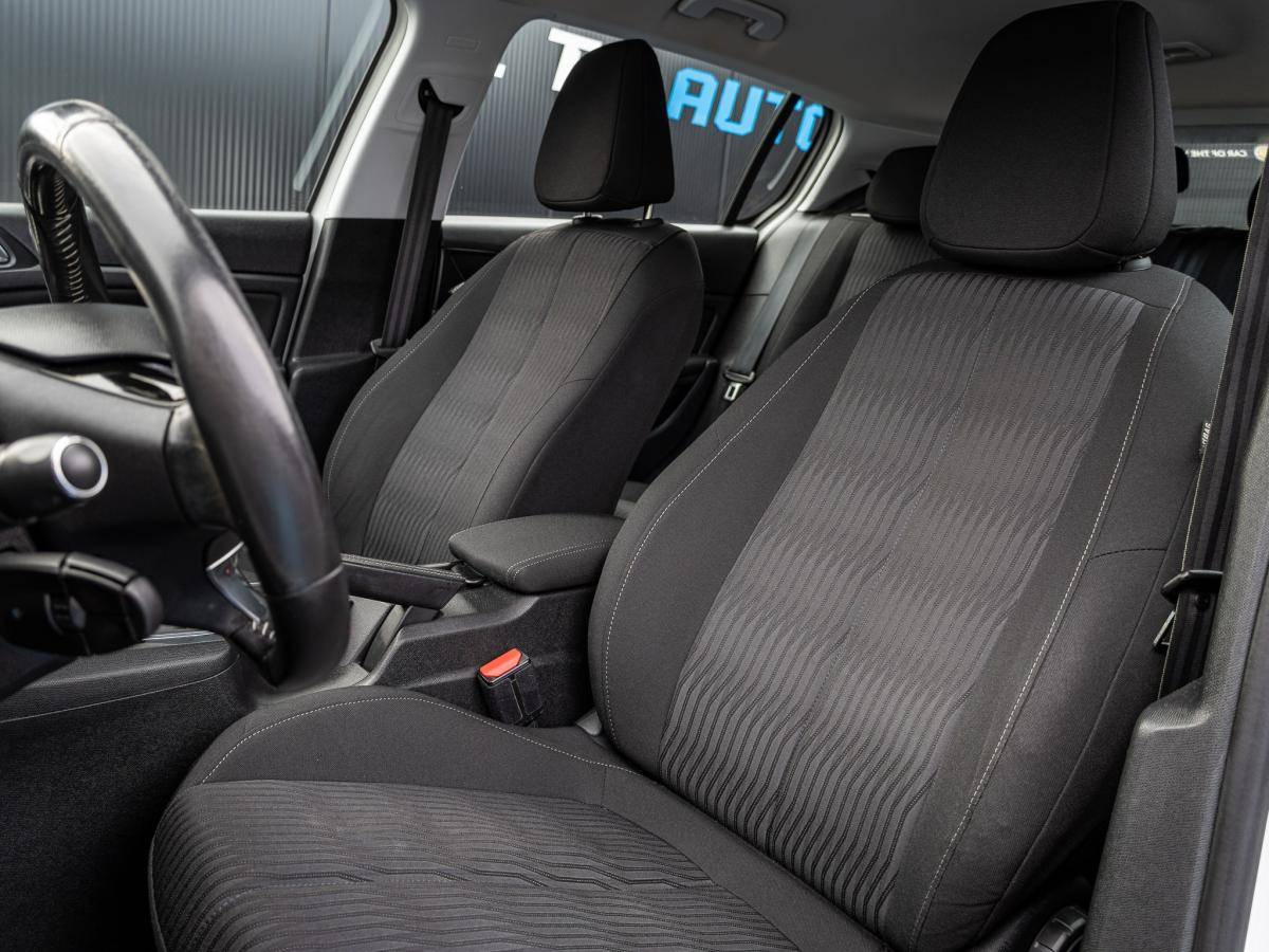 peugeot-308-2014-diesel-1560cc