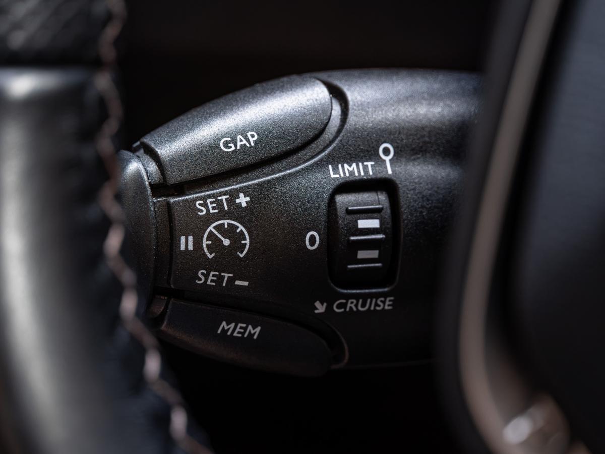 peugeot-5008-2019-diesel-1499cc