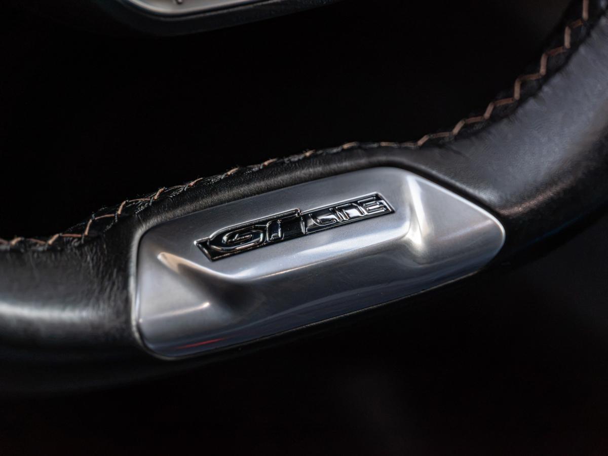 peugeot-5008-2019-diesel-1499cc