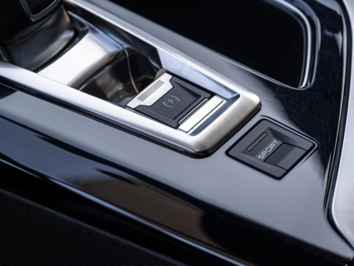 peugeot-5008-2019-diesel-1499cc