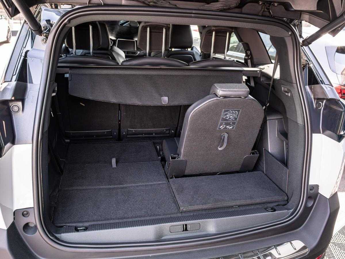 peugeot-5008-2019-diesel-1499cc
