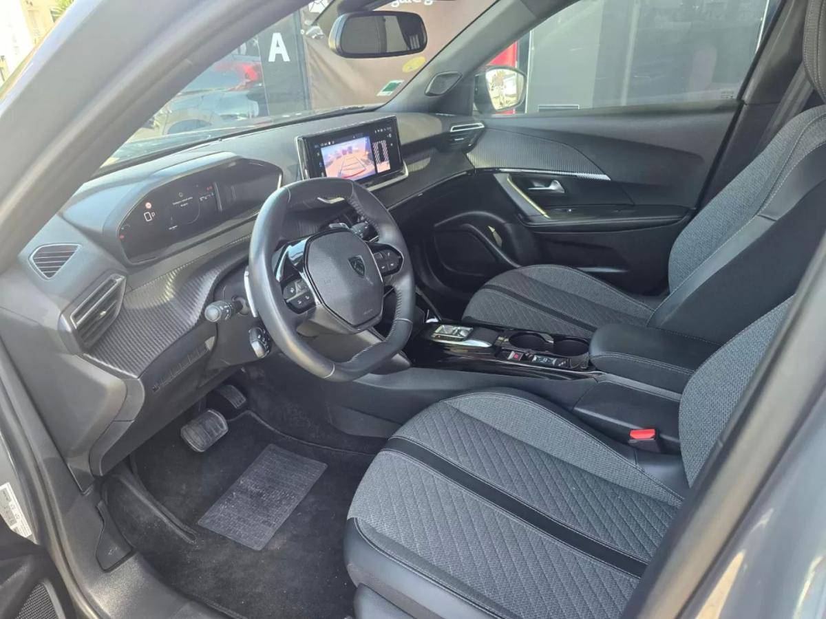 peugeot-2008-2023-diesel-1499cc