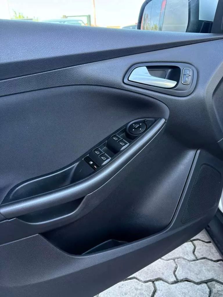 ford-focus-2018-diesel-1498cc