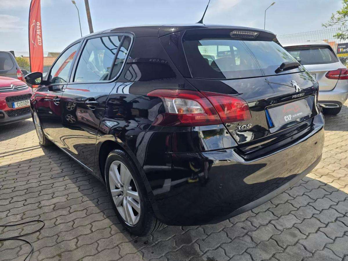 peugeot-308-2017-gasolina-1199cc