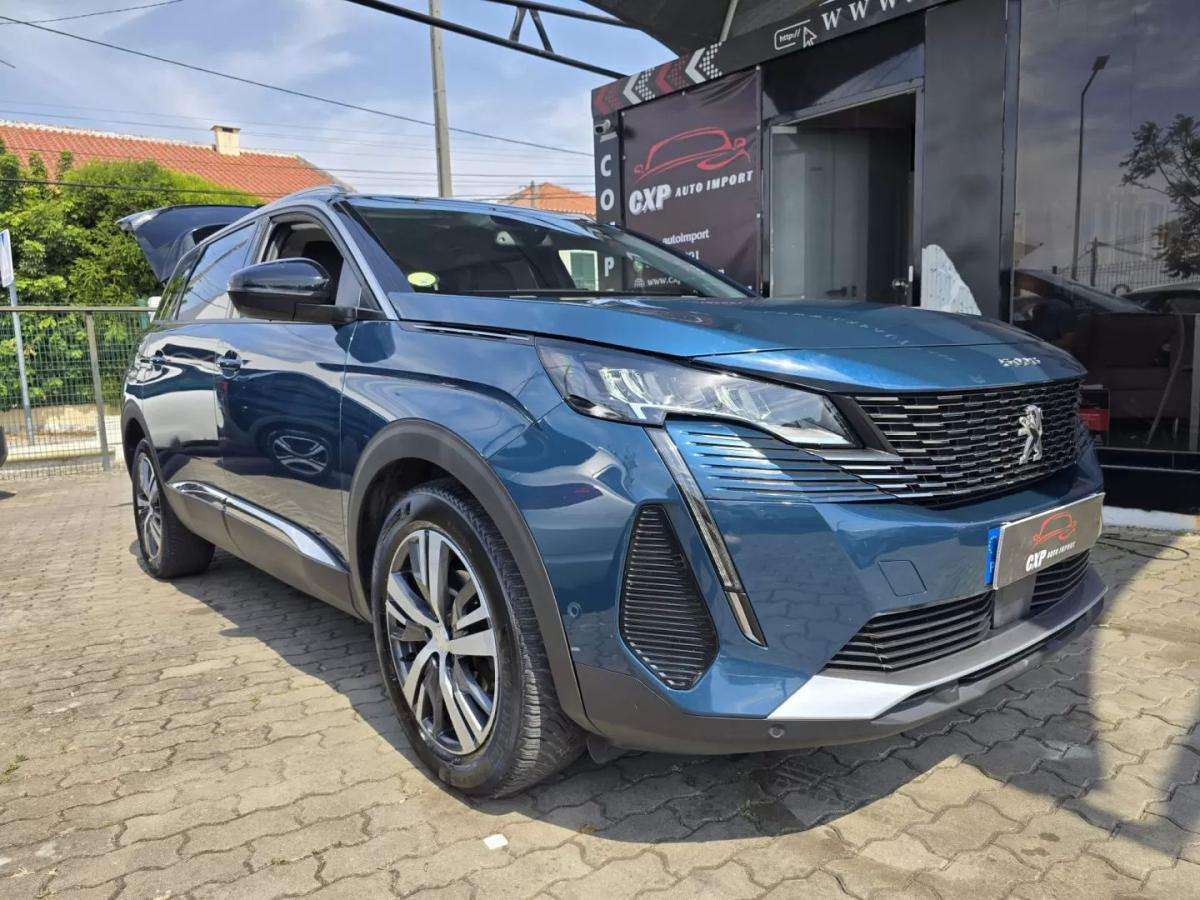 peugeot-5008-2022-diesel-1499cc