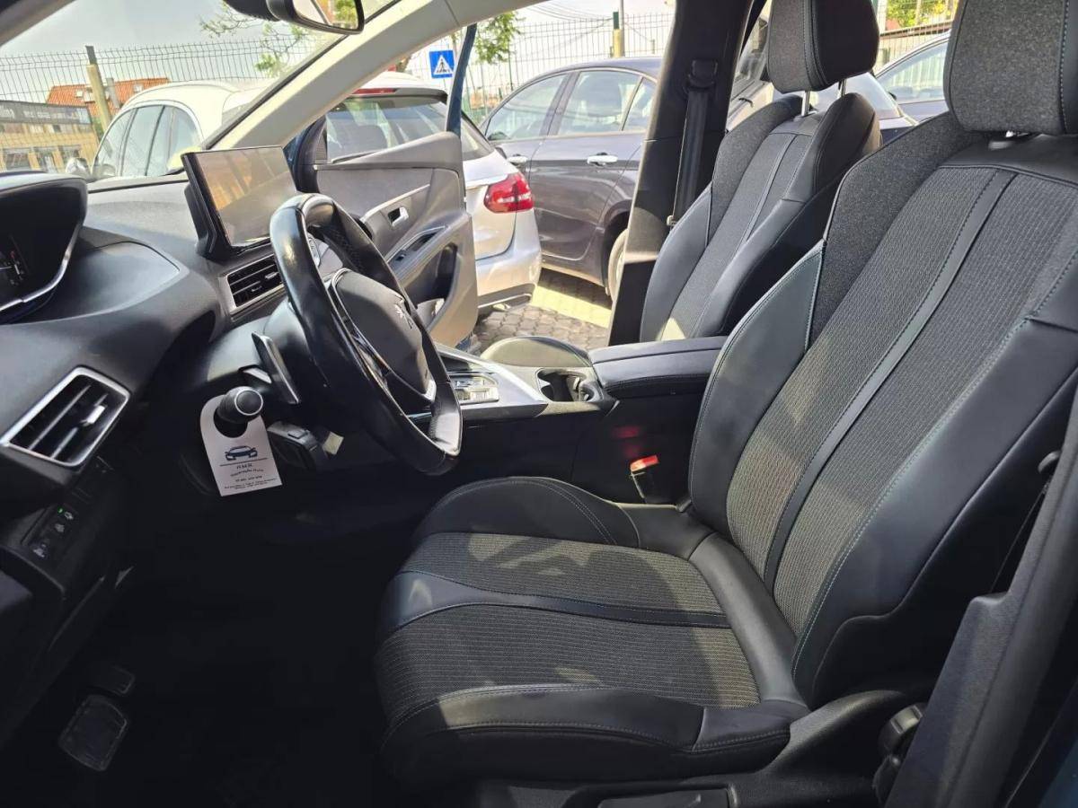peugeot-5008-2022-diesel-1499cc
