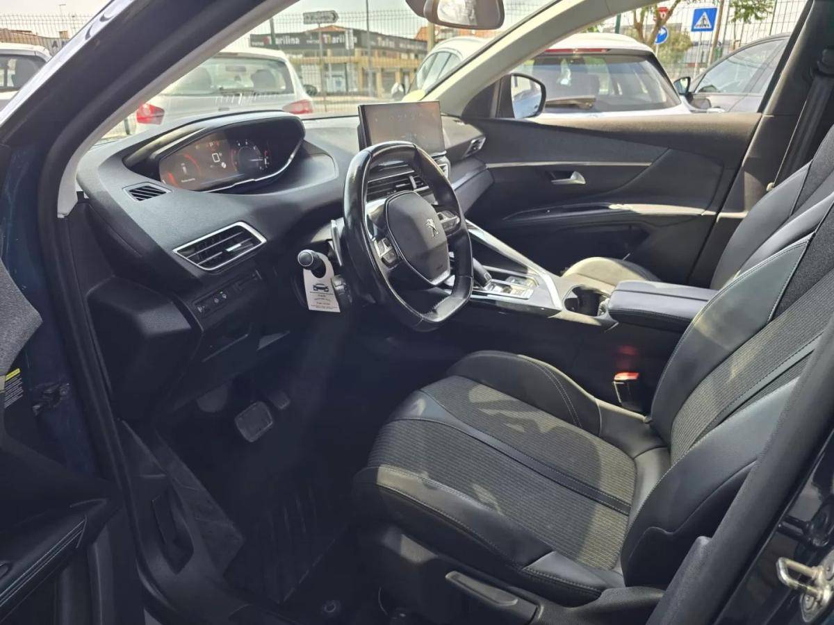 peugeot-5008-2022-diesel-1499cc