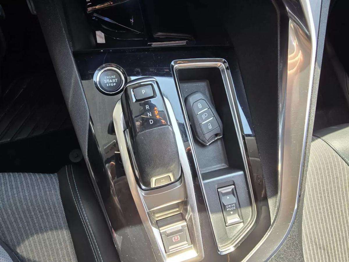 peugeot-5008-2022-diesel-1499cc