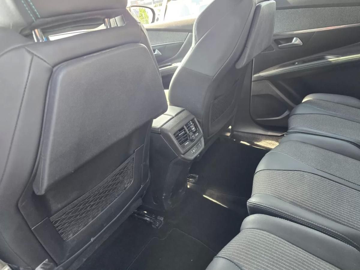peugeot-5008-2022-diesel-1499cc