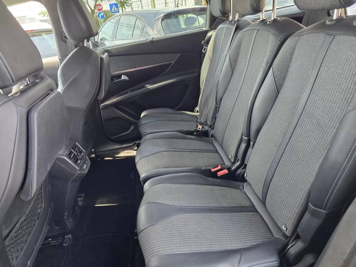 peugeot-5008-2022-diesel-1499cc