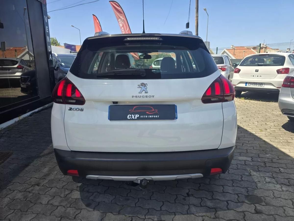 peugeot-2008-2018-gasolina-1199cc