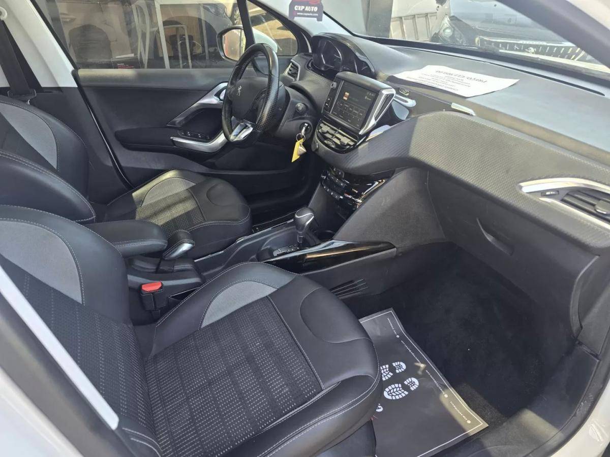peugeot-2008-2018-gasolina-1199cc