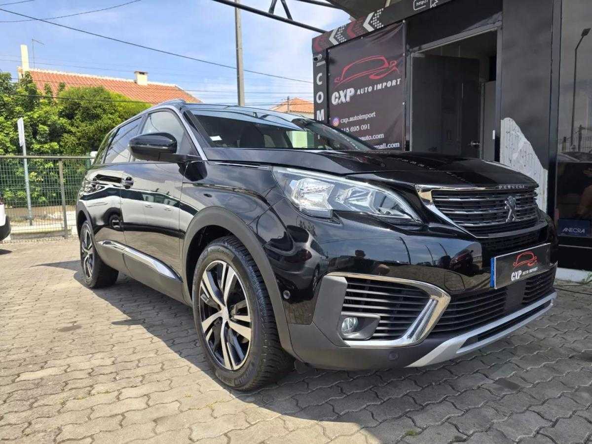 peugeot-5008-2019-gasolina-1199cc