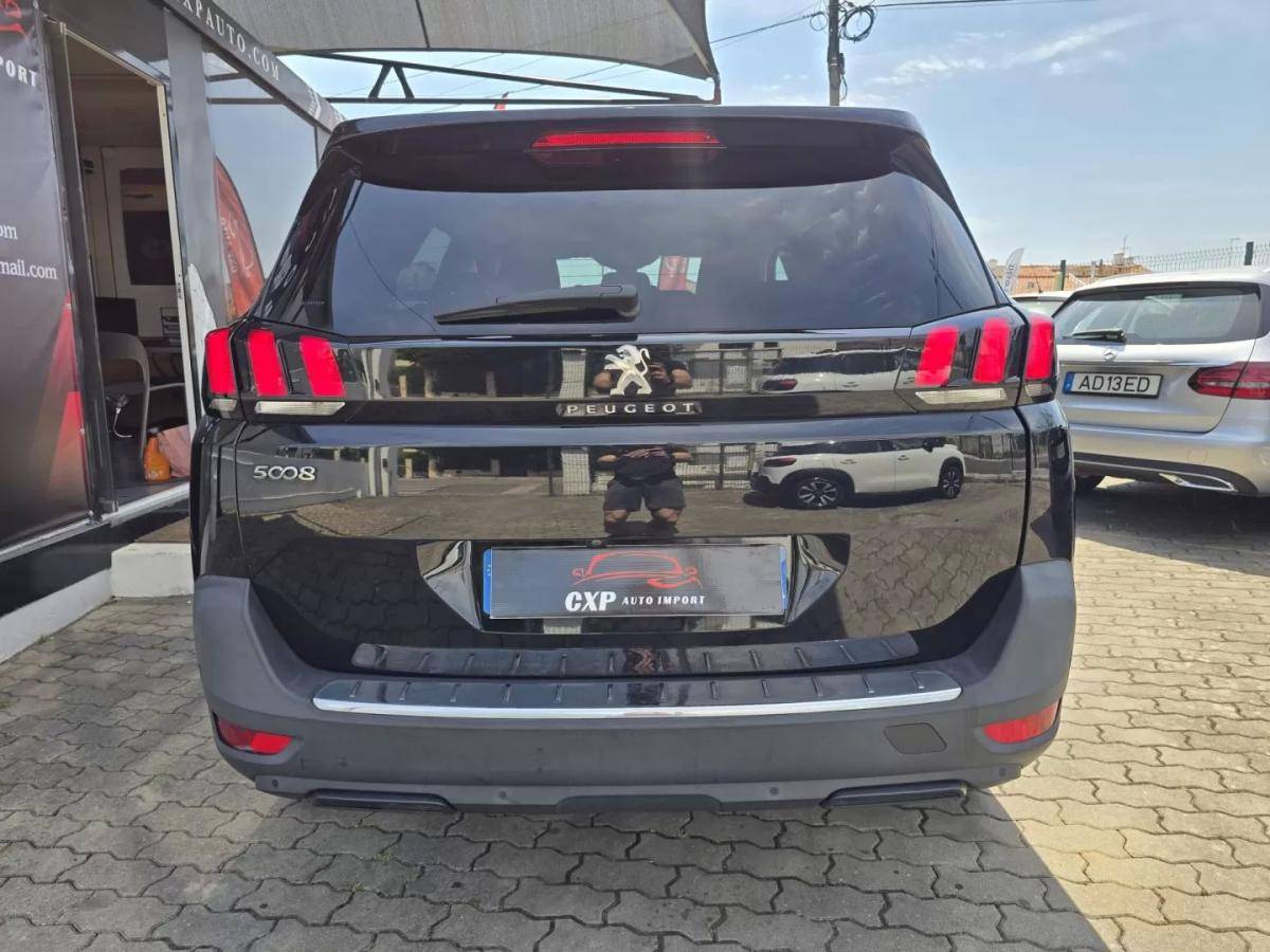 peugeot-5008-2019-gasolina-1199cc
