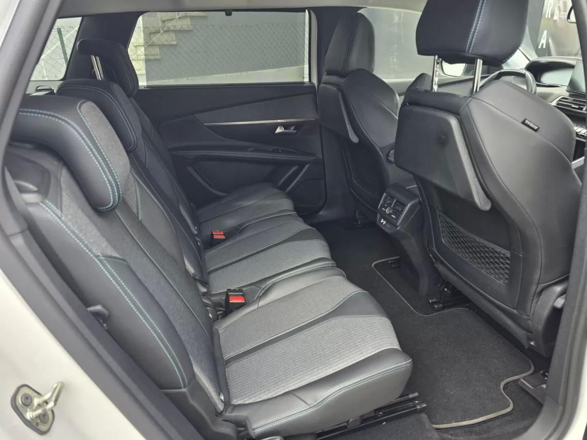 peugeot-5008-2022-diesel-1499cc