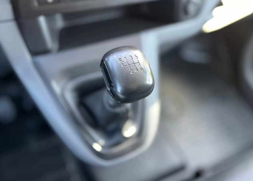 peugeot-expert-1-5-bluehdi-2020-diesel-1499cc