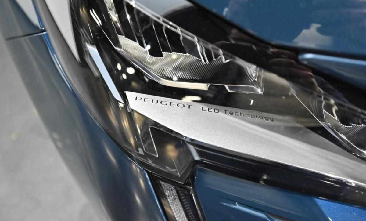 peugeot-5008-1-5-bluehdi-2021-diesel-1499cc