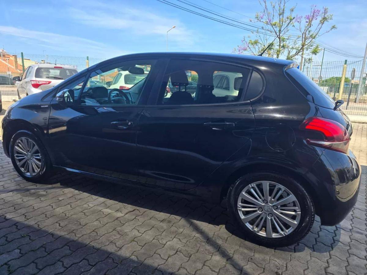 peugeot-208-2018-gasolina-1199cc