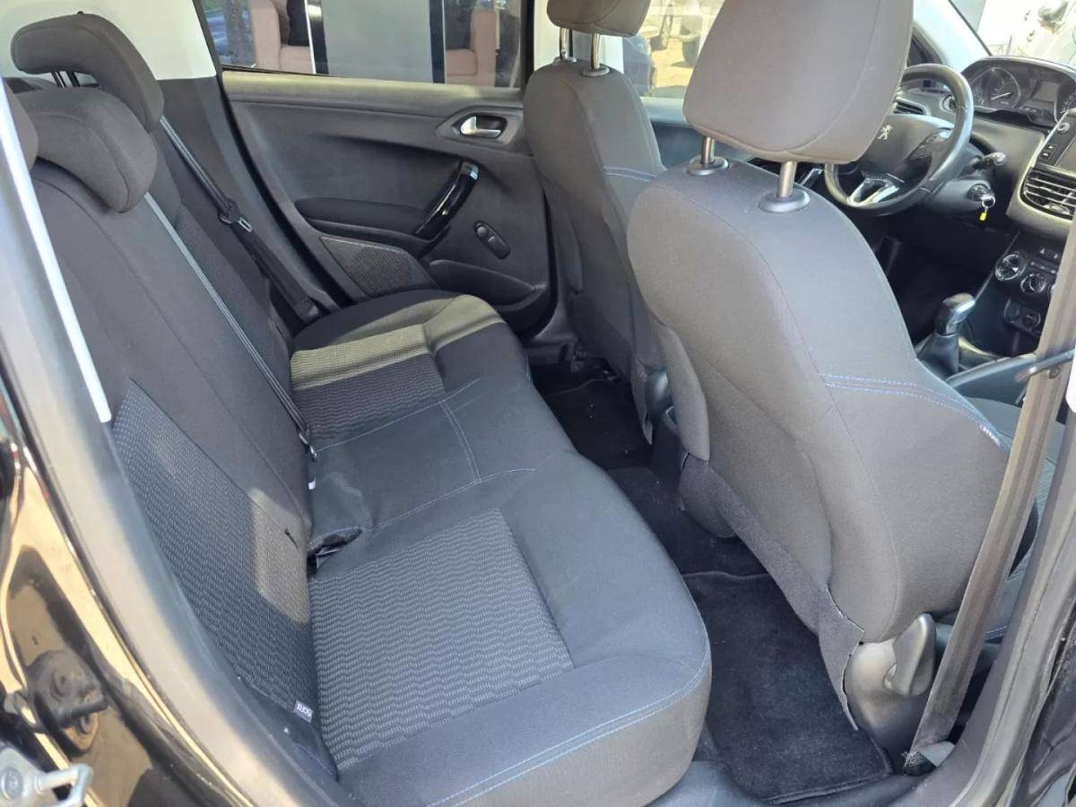 peugeot-208-2018-gasolina-1199cc