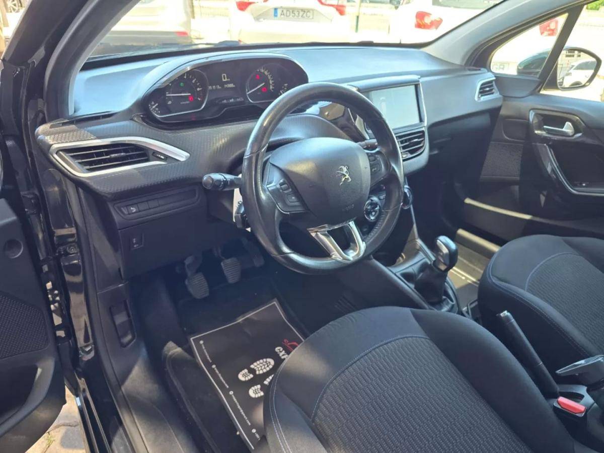 peugeot-208-2018-gasolina-1199cc
