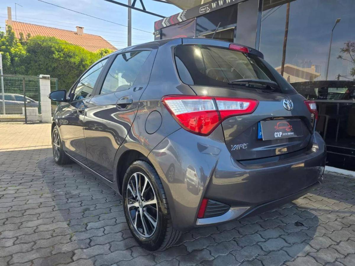 toyota-yaris-2020-gasolina-998cc