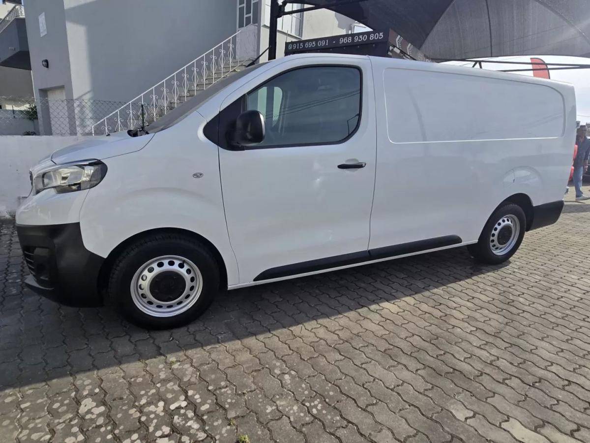 peugeot-expert-2022-diesel-2000cc