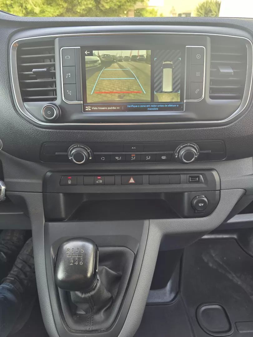 peugeot-expert-2022-diesel-2000cc
