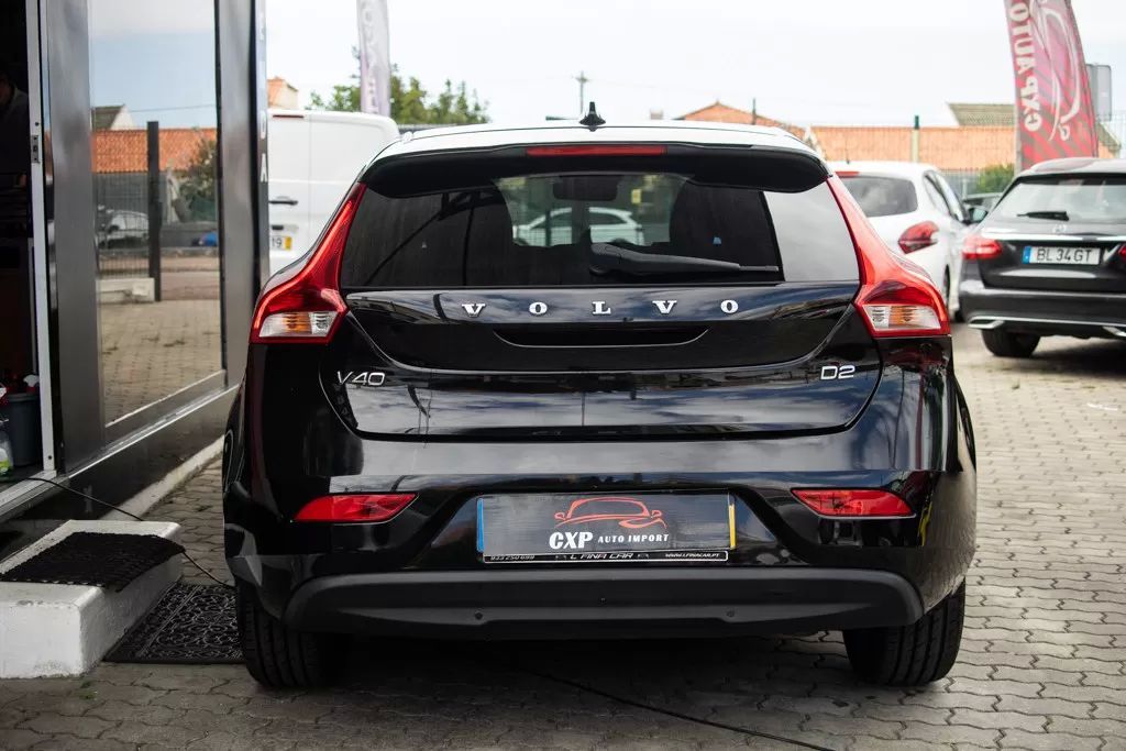 volvo-v40-2017-diesel-1969cc