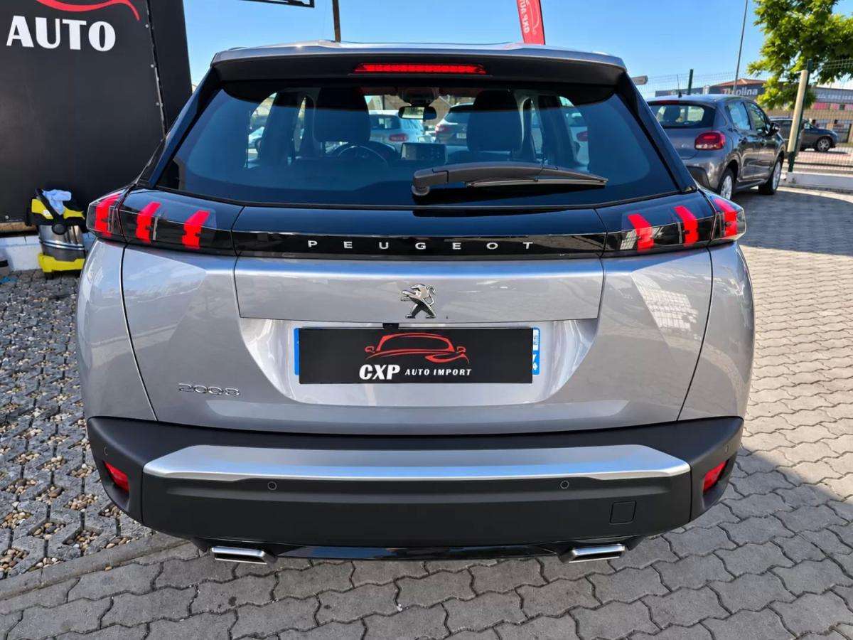 peugeot-2008-2022-gasolina-1199cc