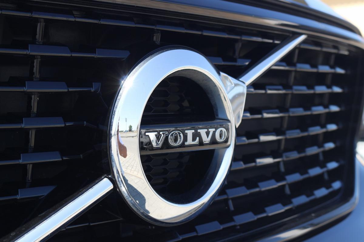 volvo-xc40-2021-hibrido-a-gasolina-1477cc
