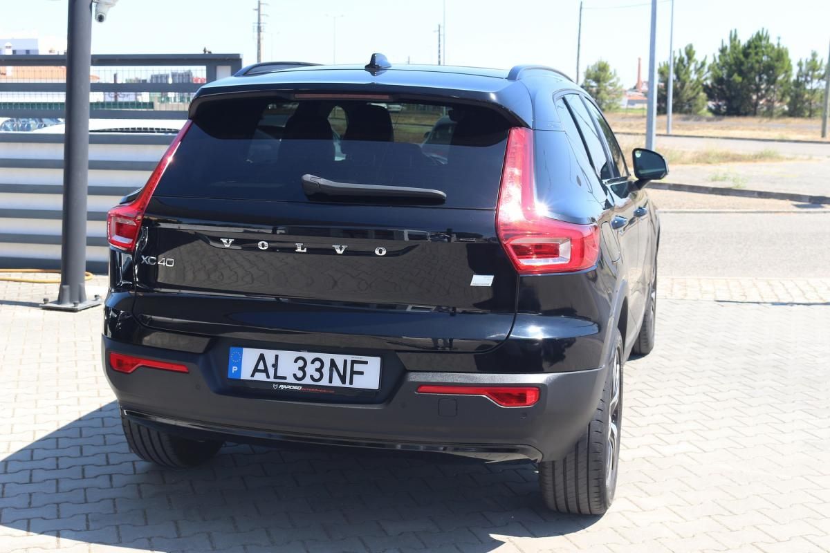 volvo-xc40-2021-hibrido-a-gasolina-1477cc