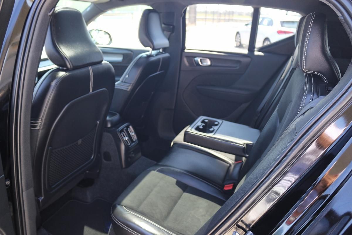 volvo-xc40-2021-hibrido-a-gasolina-1477cc