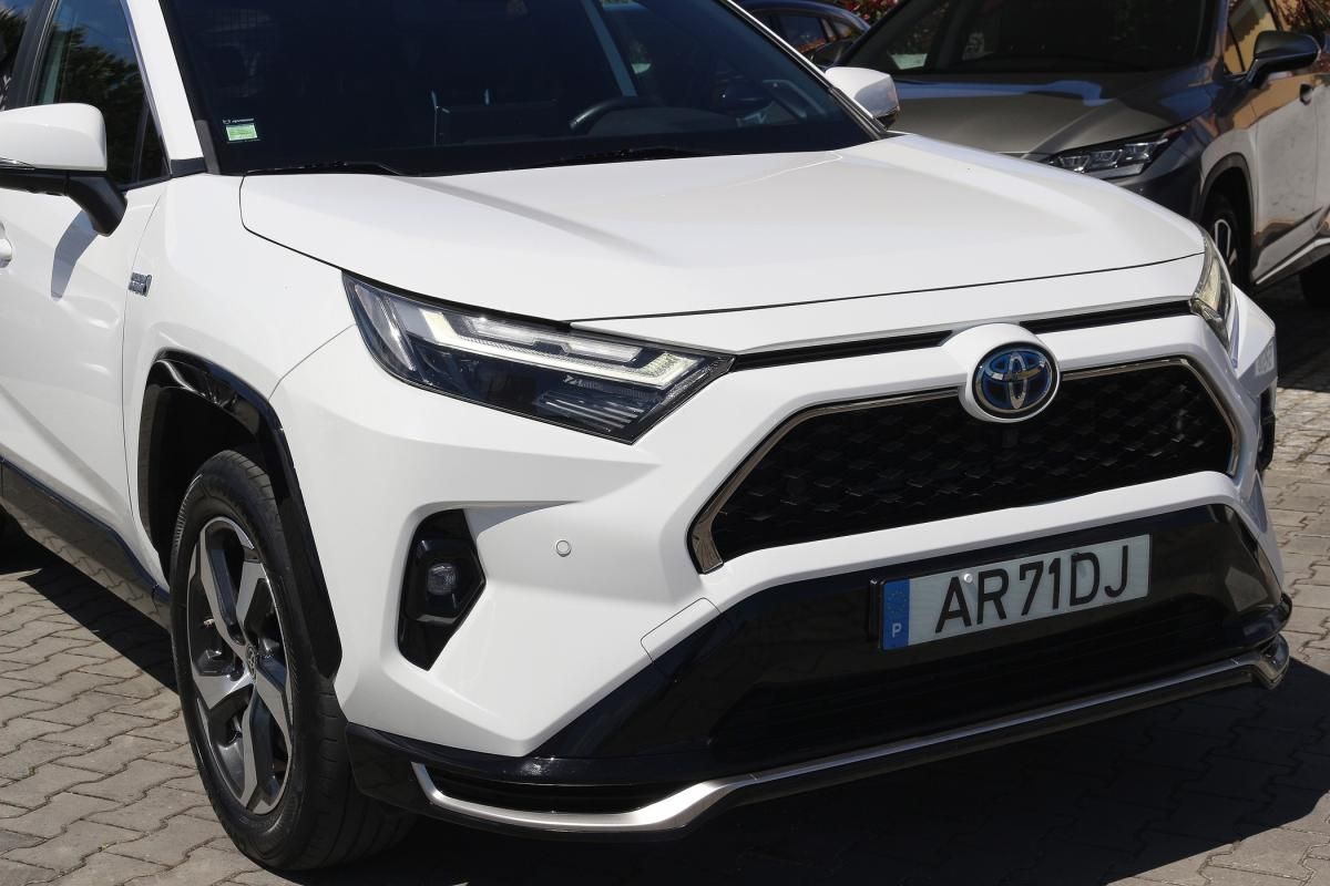 toyota-rav4-2022-hibrido-a-gasolina-2487cc