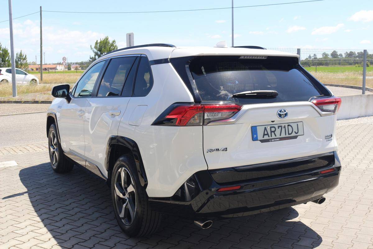 toyota-rav4-2022-hibrido-a-gasolina-2487cc