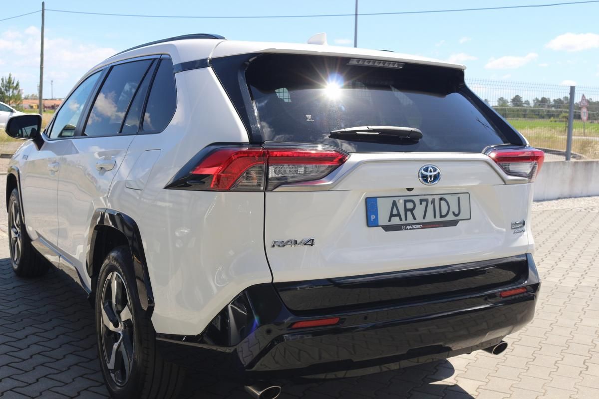 toyota-rav4-2022-hibrido-a-gasolina-2487cc