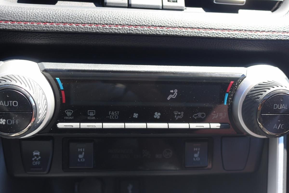 toyota-rav4-2022-hibrido-a-gasolina-2487cc