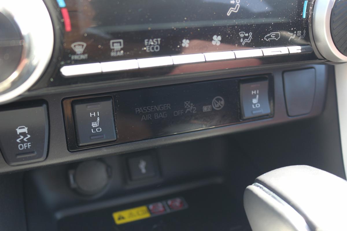 toyota-rav4-2022-hibrido-a-gasolina-2487cc