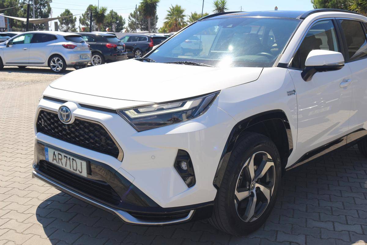 toyota-rav4-2022-hibrido-a-gasolina-2487cc