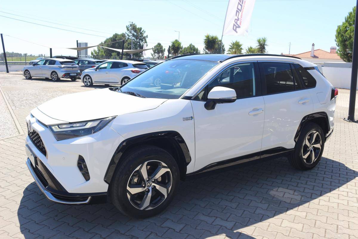 toyota-rav4-2022-hibrido-a-gasolina-2487cc