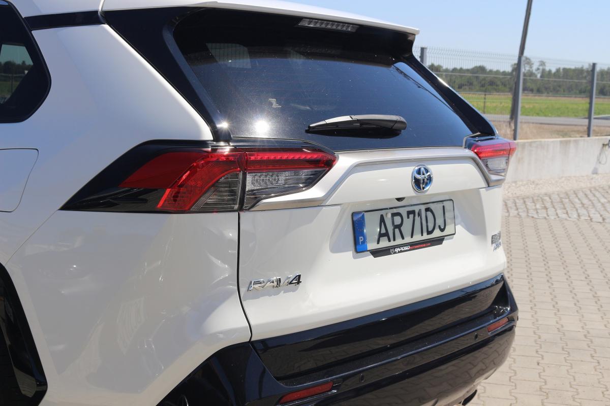toyota-rav4-2022-hibrido-a-gasolina-2487cc