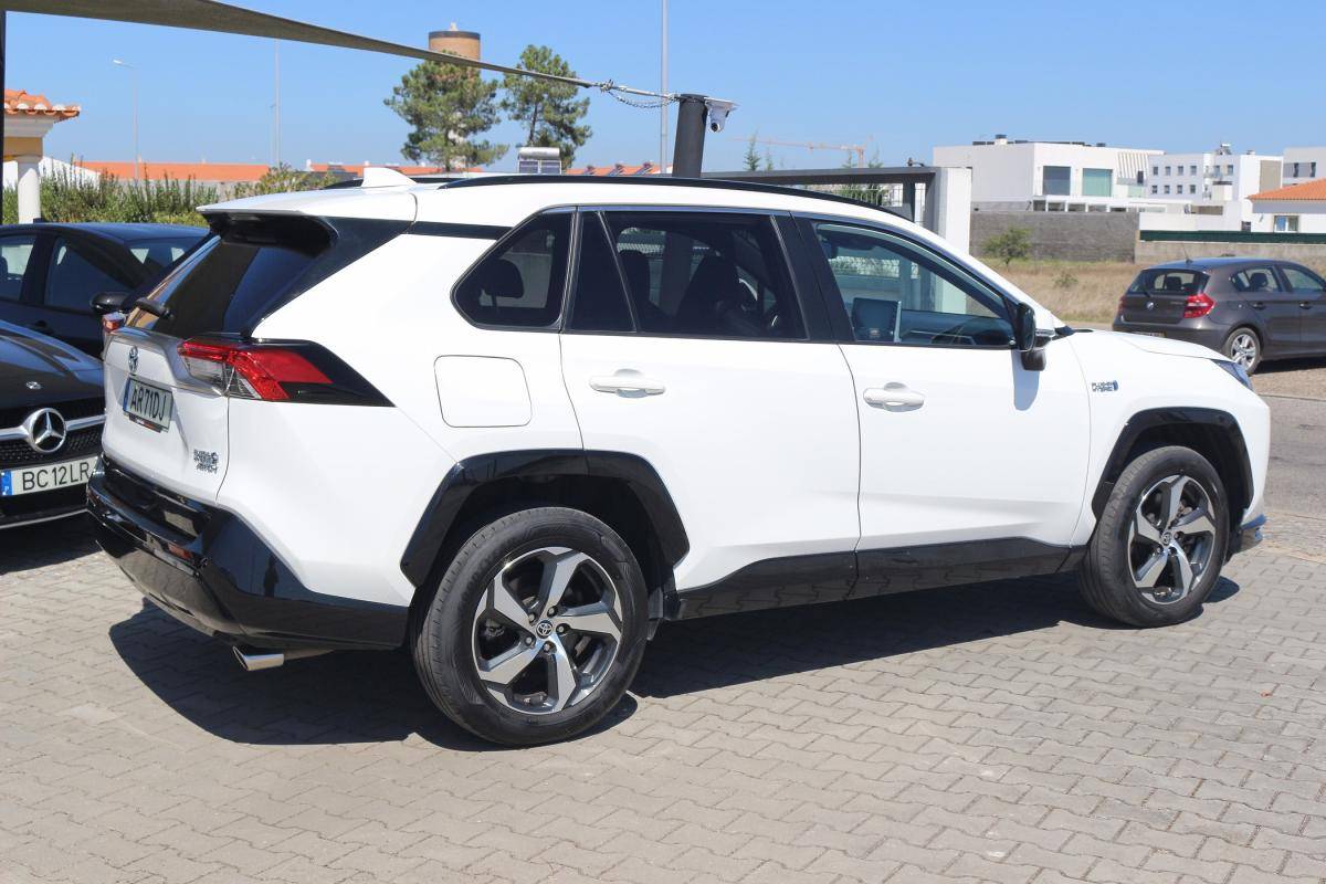 toyota-rav4-2022-hibrido-a-gasolina-2487cc