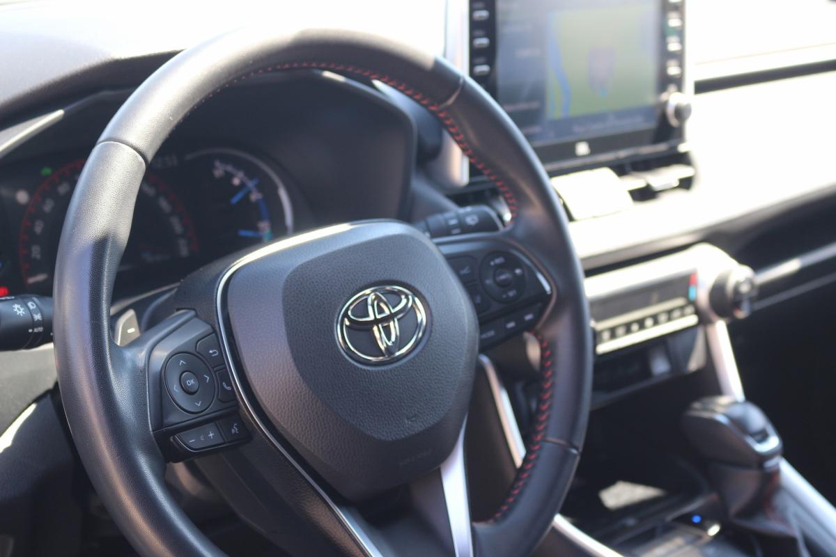 toyota-rav4-2022-hibrido-a-gasolina-2487cc