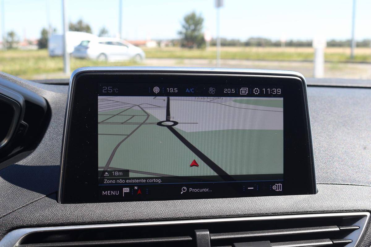 peugeot-3008-2019-diesel-1499cc