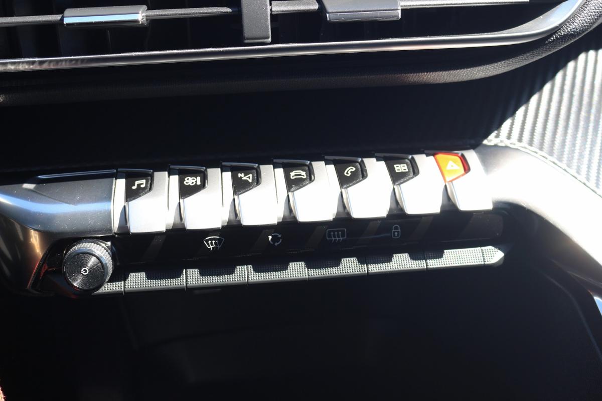 peugeot-3008-2019-diesel-1499cc