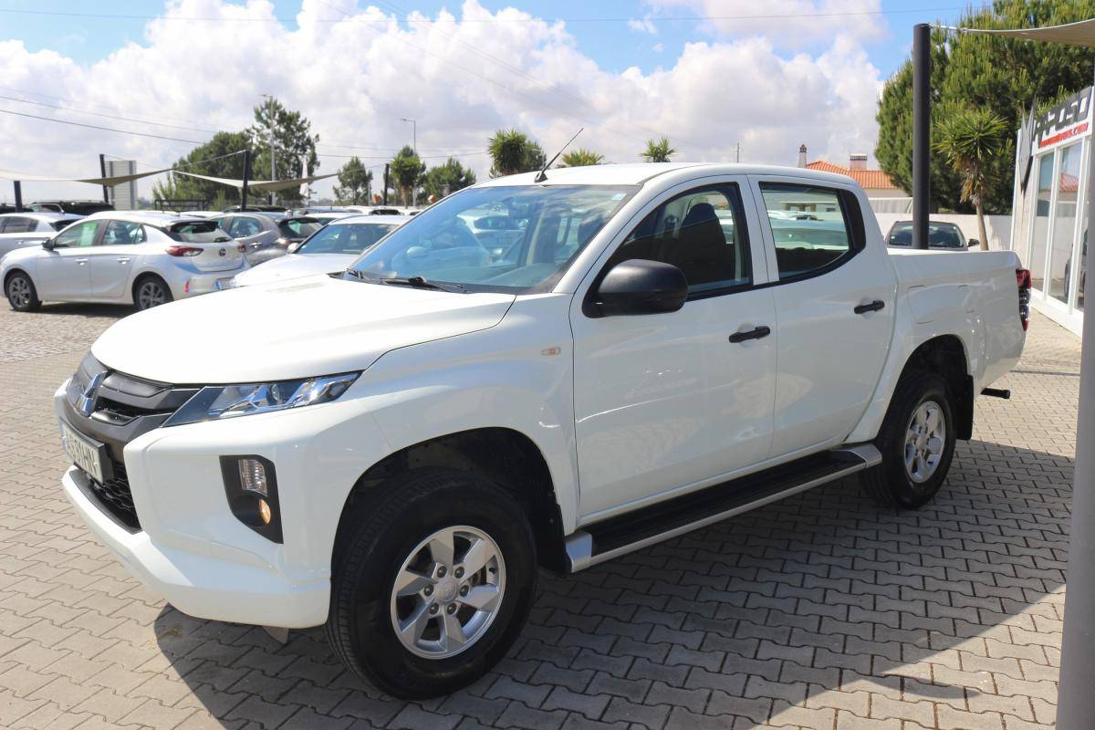 mitsubishi-l200-2022-diesel-2268cc