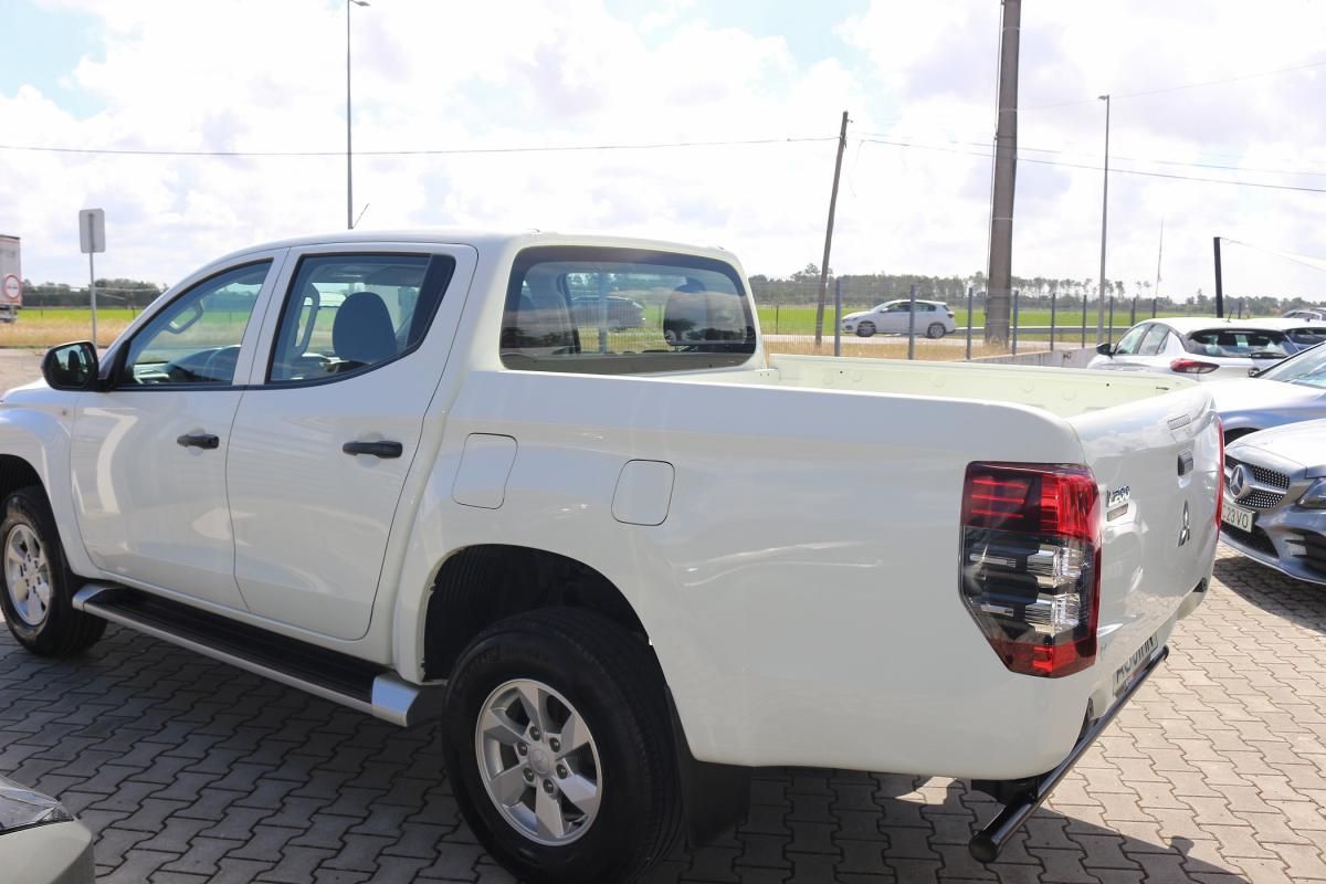 mitsubishi-l200-2022-diesel-2268cc