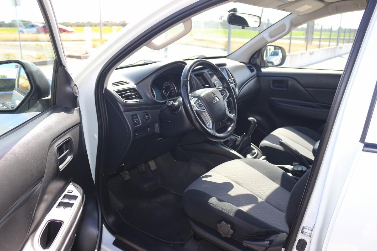 mitsubishi-l200-2022-diesel-2268cc