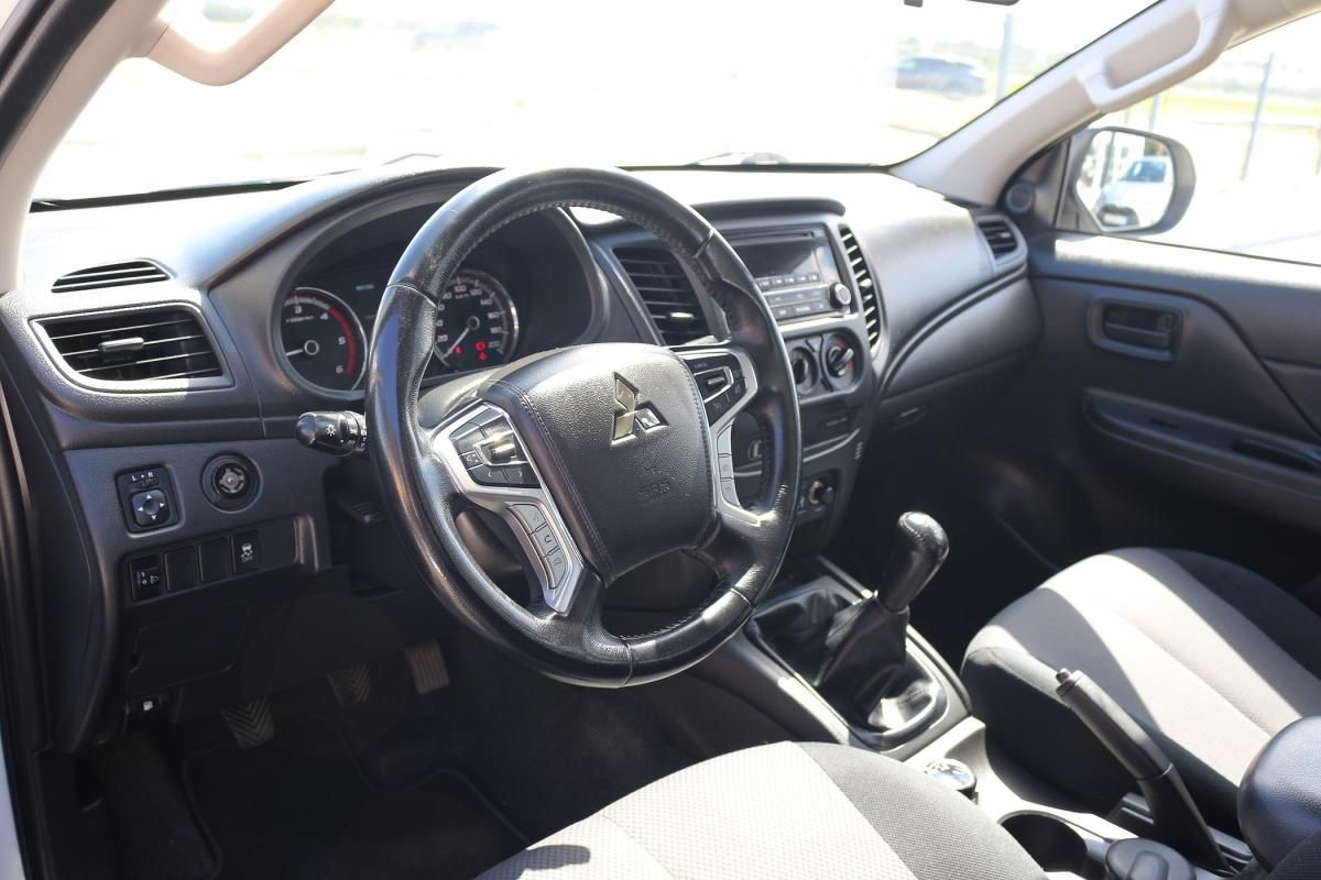 mitsubishi-l200-2022-diesel-2268cc