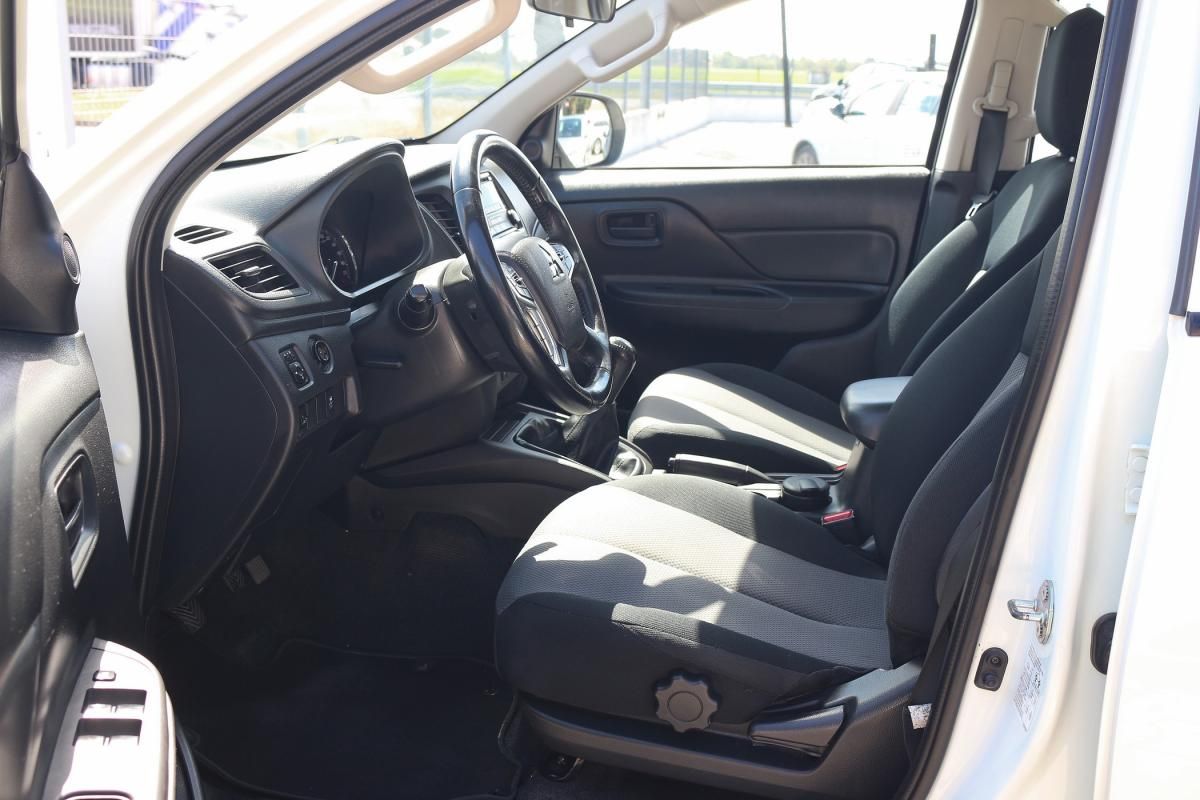 mitsubishi-l200-2022-diesel-2268cc